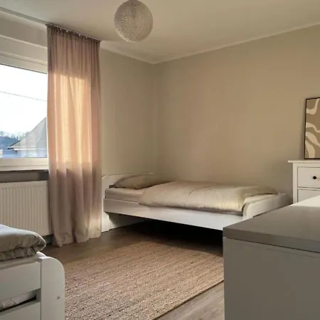 Top-lage! Fuer 4 - Nahe Der Siegerlandhalle *